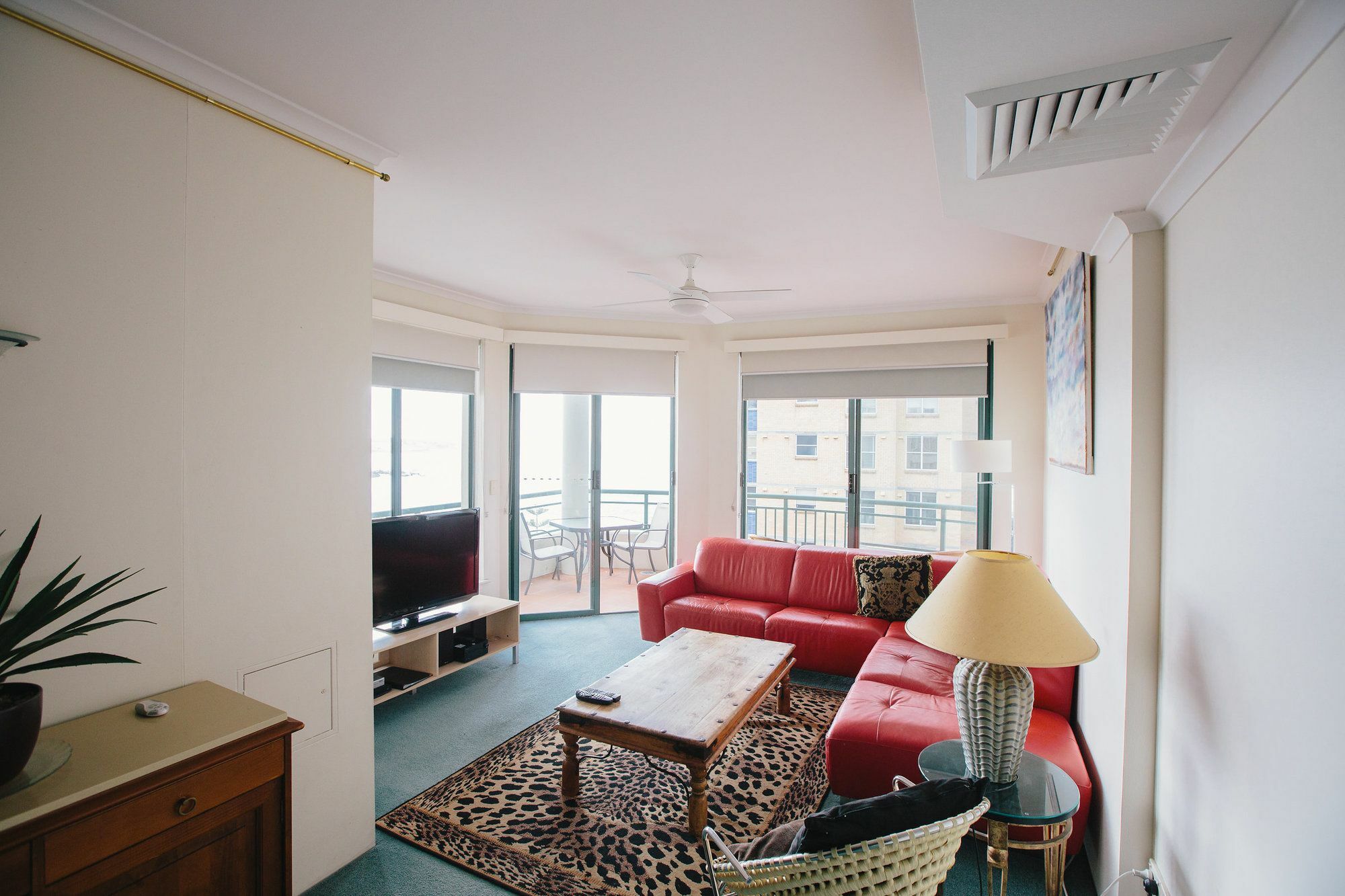 Aea The Coogee View Serviced Apartments Sydney Exterior photo